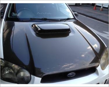 https://www.mycarforum.com/uploads/sgcarstore/data/3/WRX carbon bonnet_1.JPG